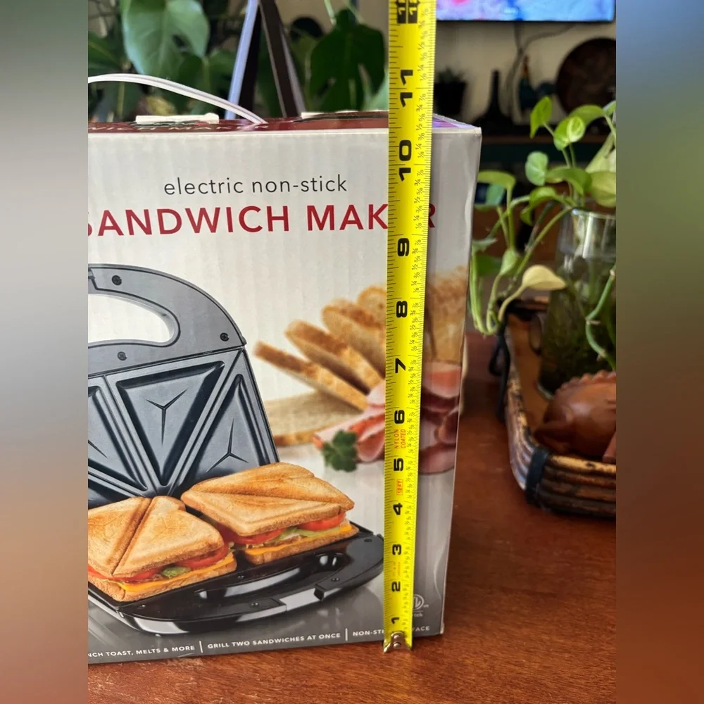 Parini Electric Hot Sandwich Maker
